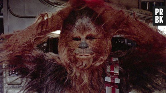 Après le buzz du masque Chewbacca, une maman accouche... avec le masque sur la tête !