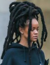     Rihanna a-t-elle le super-pouvoir de marcher en talons sur les grilles du métro       ? La nouvelle théorie WTF    