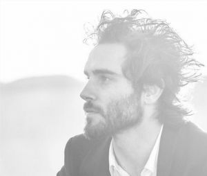 Thomas Letourneur (Top Chef 2017) dans une publicité pour Azzaro
