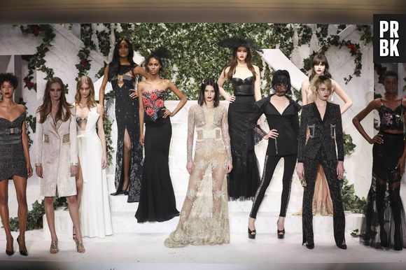 Kendall Jenner ultra sexy au défilé de lingerie La Perla pour la collection Automne-Hiver 2017.