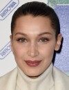 Bella Hadid transformée ? La soeur de Gigi Hadid est accusée d'avoir eu recours à la chirurgie esthétique.