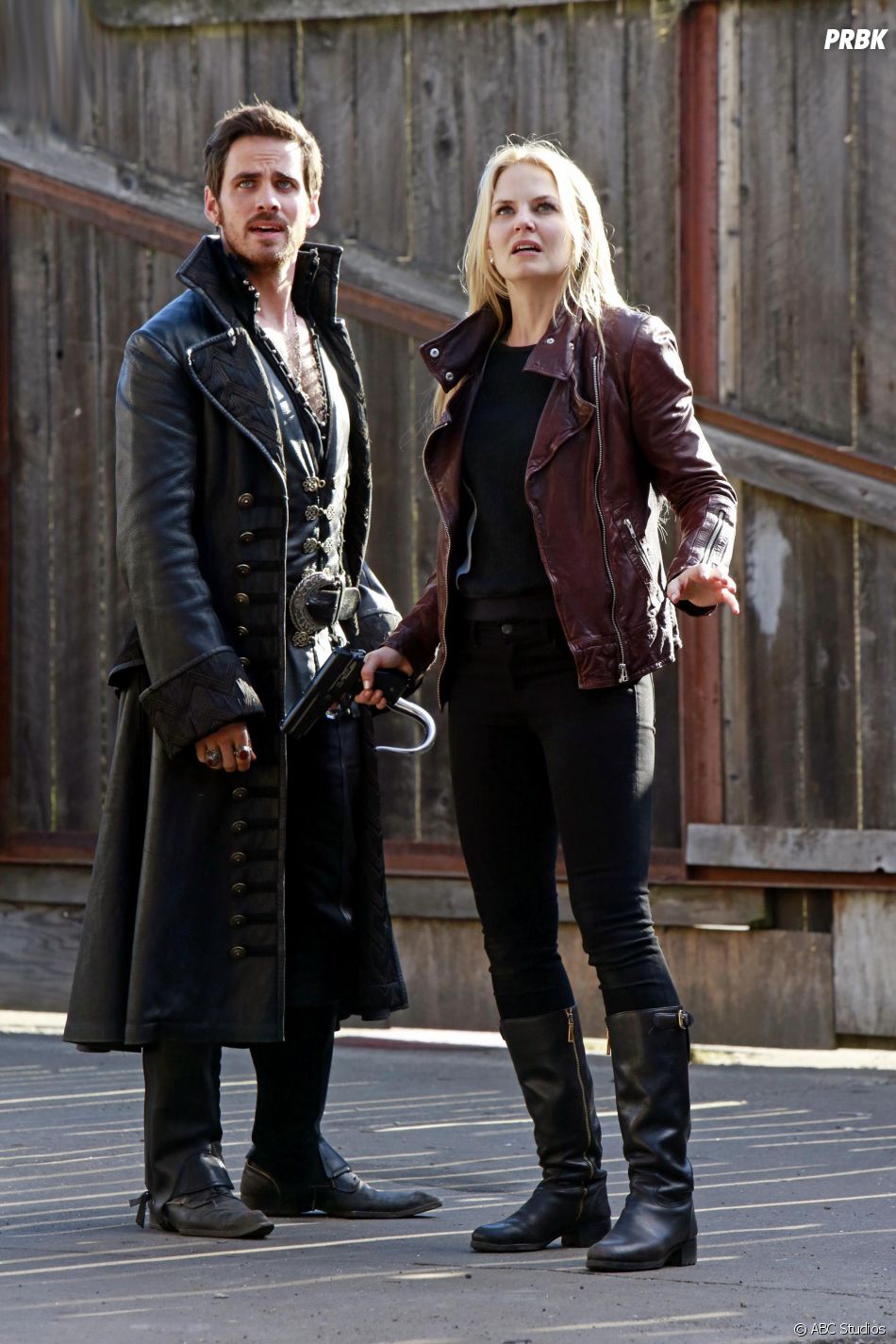 Once Upon a Time saison 6 : Emma et Hook de retour pour une saison 7 ?