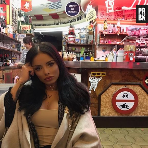 Aurélie Preston en deuil après le décès de son père : "l'espoir de le voir un jour est mort avec lui"