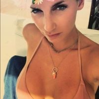 Nadège Lacroix nue sur Instagram : sa réponse cash aux critiques sur son décolleté jugé trop sexy