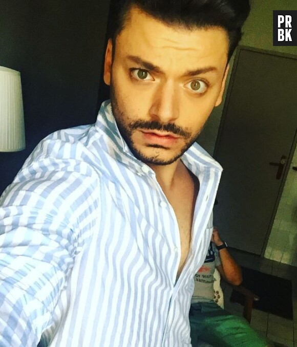 Kev Adams musclé : l'acteur dévoile ses abdos en photos !
