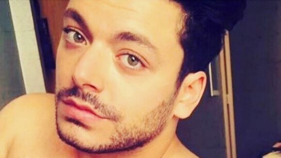 Kev Adams musclé : il dévoile ses abdos en photos, ses fans sont conquises ?