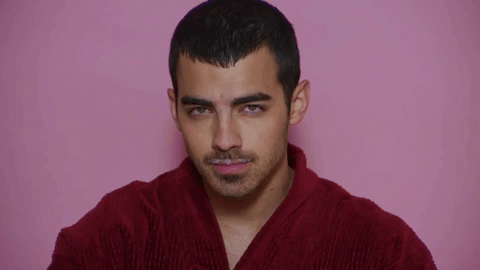 Clip "Boys" : Joe Jonas en mode sexy
