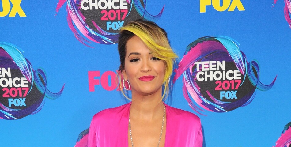 Rita Ora aux Teen Choice Awards le 13 août 2017
