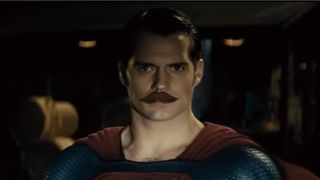 Justice League : une pétition pour voir... la moustache de Superman