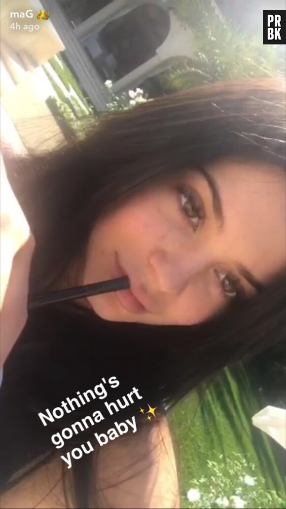 Kylie Jenner officialise sa grossesse en musique sur Snapchat ?