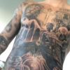 Justin Bieber dévoile un tatouage immense sur son torse !