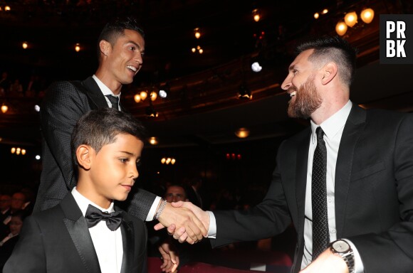 Cristiano Ronaldo : son fils tout content, il a rencontré son idole... Lionel Messi !