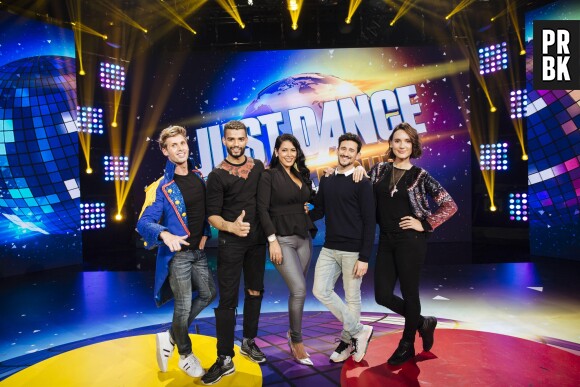 Just Dance World Cup 2018 : Benoît Dubois, Brahim Zaibat, Ayem Nour, Mehdi Kerkouch et Natoo sur le plateau de la finale française