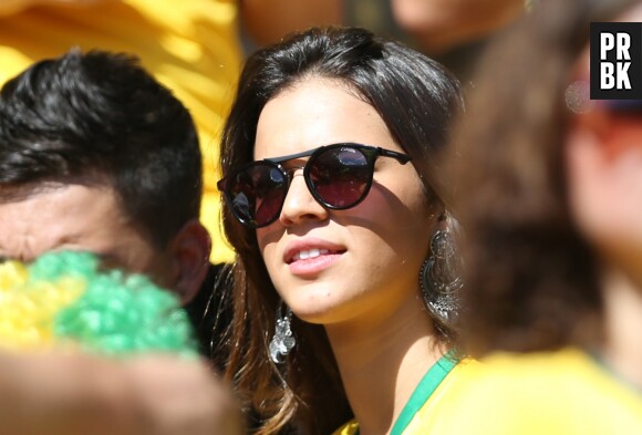 Neymar de nouveau en couple avec son ex Bruna Marquezine, le baiser qui officialise