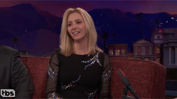 Friends de retour ? Lisa Kudrow se confie : "Quelque chose devrait être fait"