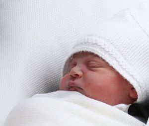 Kate Middleton et le Prince William présentent leur fils à Londres le 23 avril 2018