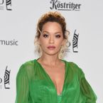 "Girls" : Rita Ora s'excuse après la polémique et annonce sa bisexualité