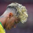 Neymar moqué pour sa coupe spaghettis, il s'est rasé les cheveux