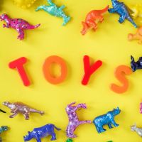 Un inconnu achète pour 1 million de dollars de jouets et les offrent à des enfants démunis