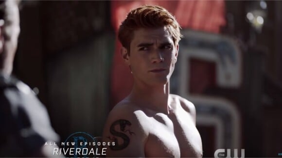 Riverdale saison 3 : Archie libre, Jughead en danger et nouveau couple dans la bande-annonce