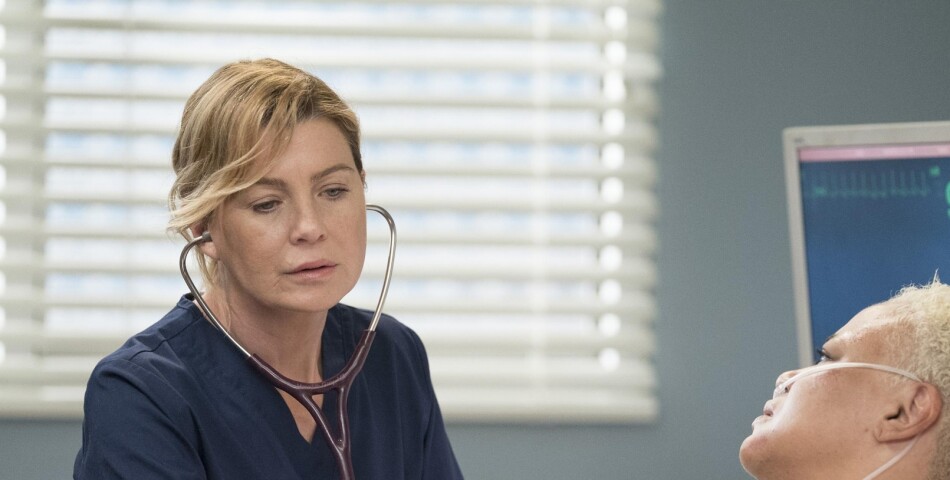 Grey&#039;s Anatomy saison 15, épisode 1 : Meredith (Ellen Pompeo) sur une photo