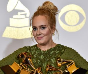 Adele se fait 26.000 euros... par jour.