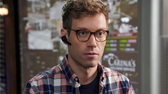 NCIS Los Angeles saison 10 : Barrett Foa (Eric Beale) change temporairement de série
