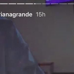 Ariana Grande séparée de Pete Davidson : elle le tacle et recouvre leur tatouage commun