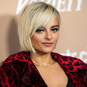 Bebe Rexha "trop grosse" : des marques refusent de l'habiller pour les Grammy Awards 2019, la chanteuse pousse un coup de gueule.