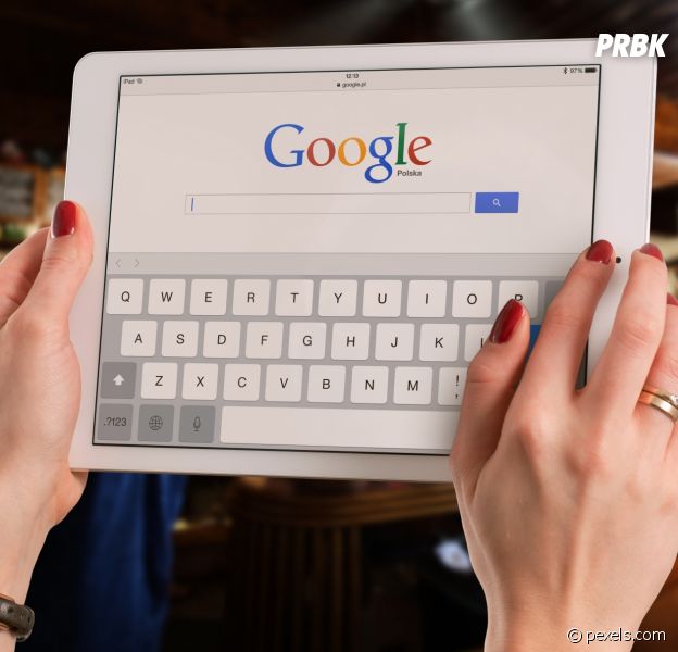 Saint-Valentin : Demandez à Google un souvenir de date, des YouTubeurs vous répondront