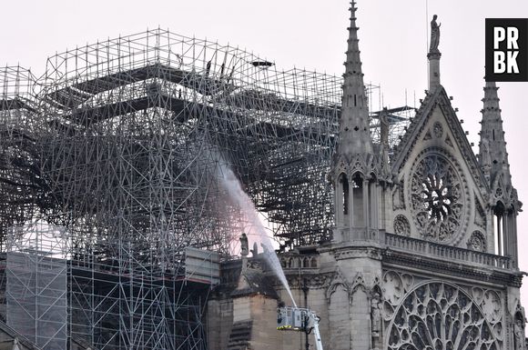 Incendie de Notre-Dame de Paris : les cagnottes se multiplient pour aider à la reconstruction de la cathédrale.