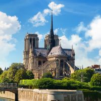 Incendie à Notre-Dame de Paris : ces dessins émouvants qui rendent hommage à la cathédrale