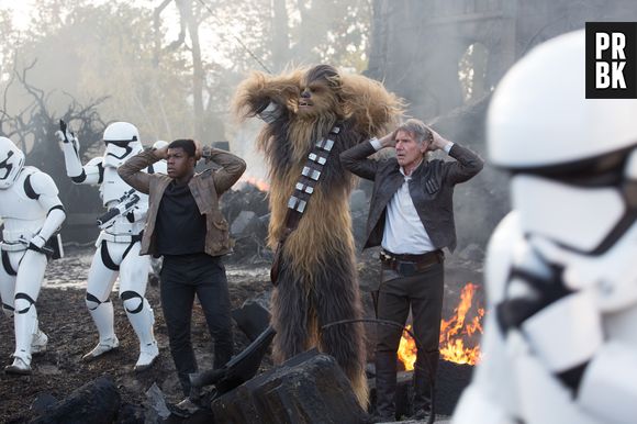 Star Wars : Peter Mayhew (Chewbacca) est mort, les stars lui rendent hommage.