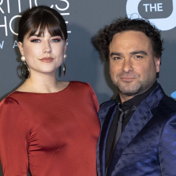 Johnny Galecki (Leonard The Big Bang Theory) bientôt papa : sa petite amie est enceinte.