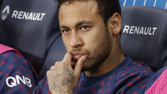 Neymar accusé de viol : "Il a commencé à me frapper", la victime présumée donne sa version