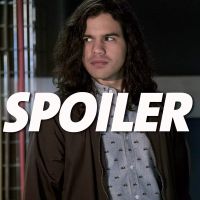 The Flash saison 6 : Carlos Valdes (Cisco) prêt à quitter la série ? Il répond ENFIN