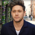 Niall Horan tombe sous le charme d'une belle blonde dans le clip "Nice To Meet Ya"