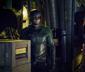 Arrow saison 8 : Roy de retour, premières images dévoilées