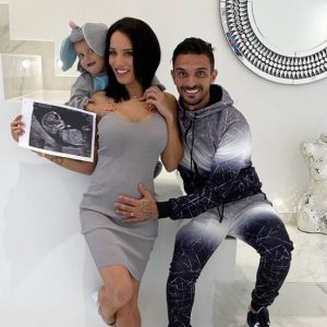 Manon Marsault (Les Marseillais) enceinte de Julien Tanti : le sexe du bébé dévoilé !