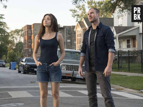 Richard Flood et Emmy Rossum dans Shameless