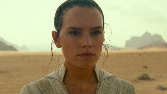 Star Wars 9 : Daisy Ridley (Rey) répond aux critiques sur le film
