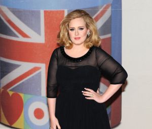 Adele amincie : elle dévoile son incroyable perte de poids sur une photo