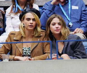Ashley Benson a été en couple avec Cara Delevingne