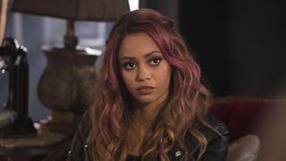 Vanessa Morgan (Riverdale) enceinte de son premier enfant : elle dévoile le sexe du bébé