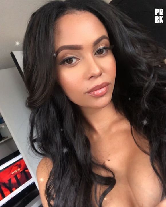 Vanessa Morgan (Riverdale) enceinte de son premier enfant : elle dévoile le sexe du bébé et son baby bump