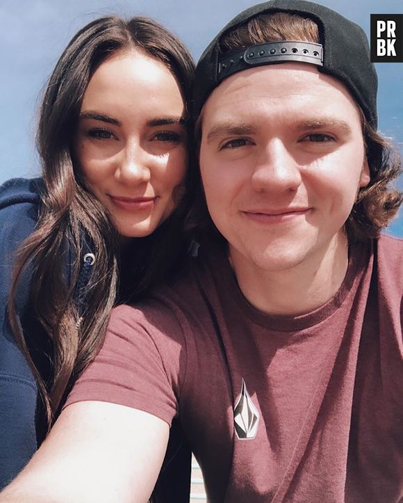 Joel Courtney (The Kissing Booth) et Mia Scholink se sont mariés