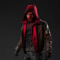 Titans saison 3 : Red Hood va débarquer dans la suite, qui se cachera sous le masque ?