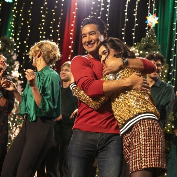 Feliz NaviDAD avec Mario Lopez