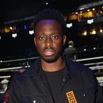 Dadju, 1 million d'albums vendus en France : sa réaction touchante