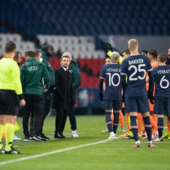 PSG-Basaksehir interrompu après des propos racistes : les joueurs dénoncent et se mobilisent